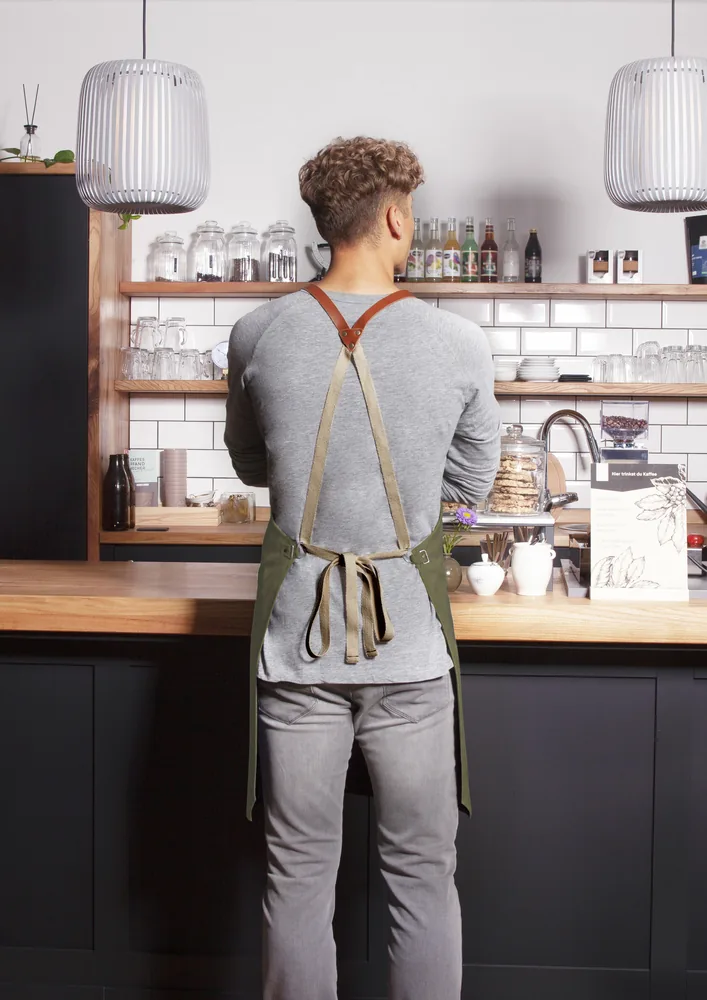 Apron Green-Generation – Image 4