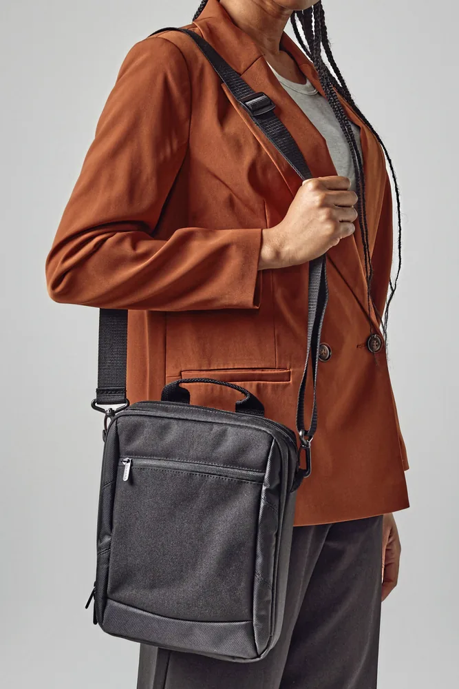 Executive Tablet Shoulder Bag