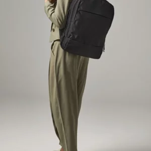Q-Tech Charge Convertible Backpack