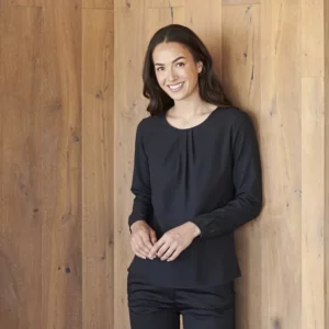 Ladies´ Pleat Front Long Sleeved Blouse